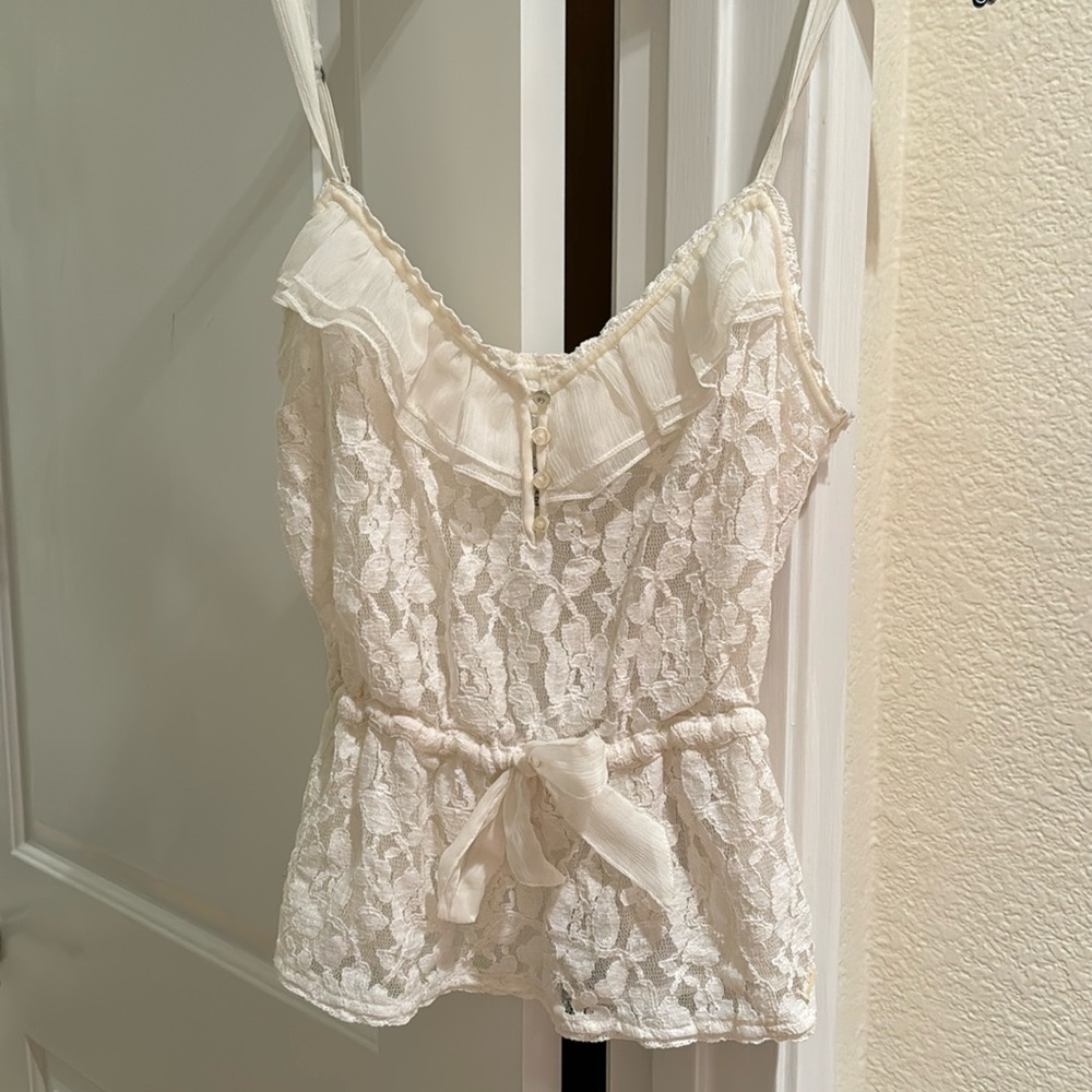 White lace Gilly Hicks Top